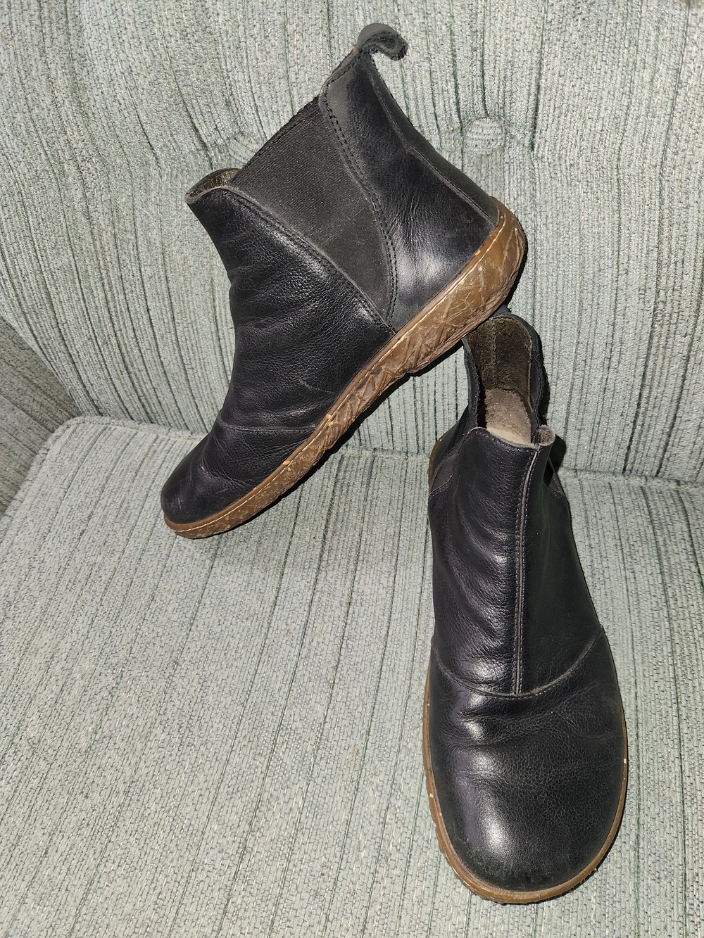 🍉El Naturalista Blue Leather Ankle Booties with Brown Sole